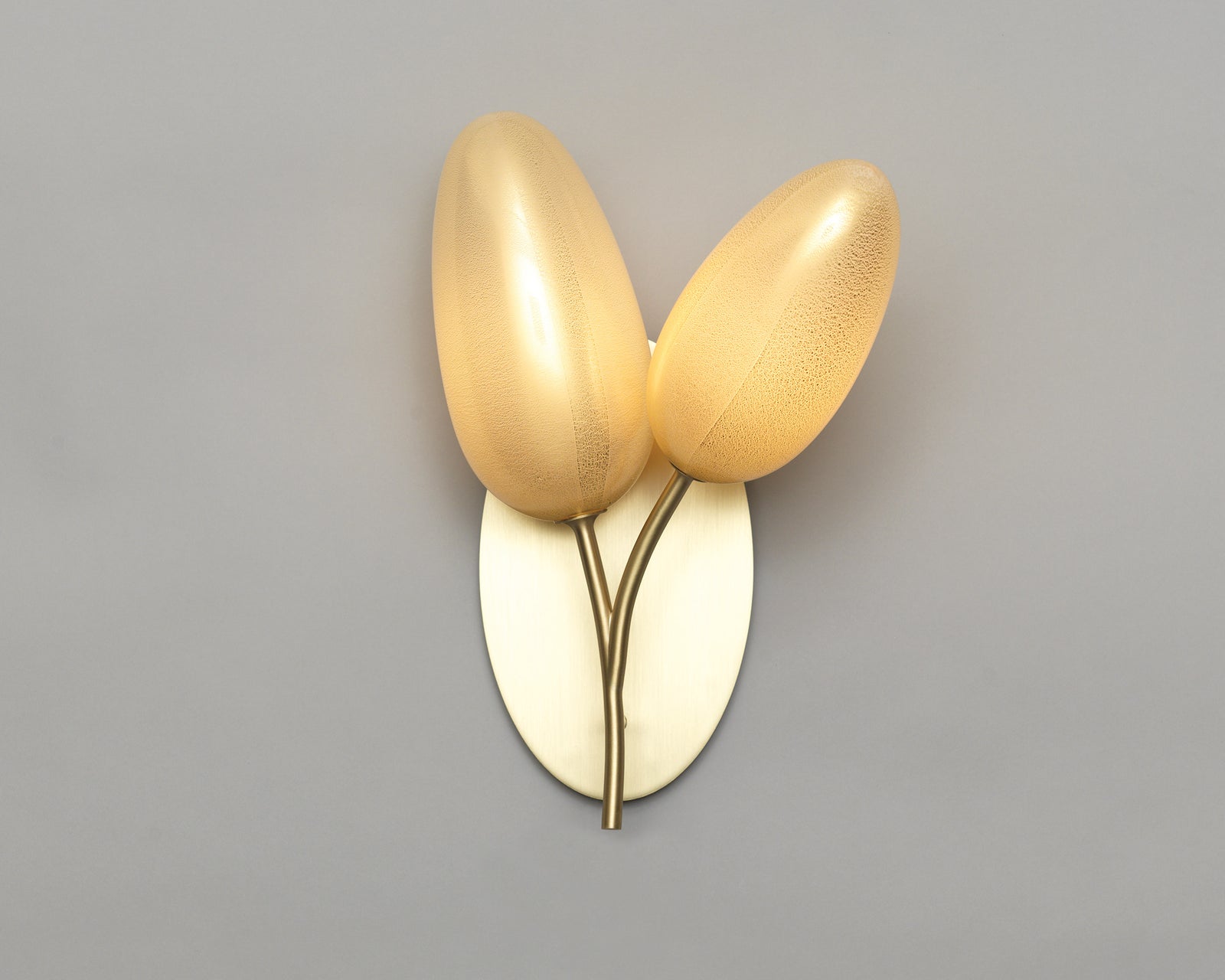 Fully gilded hand-blown alabaster white glass