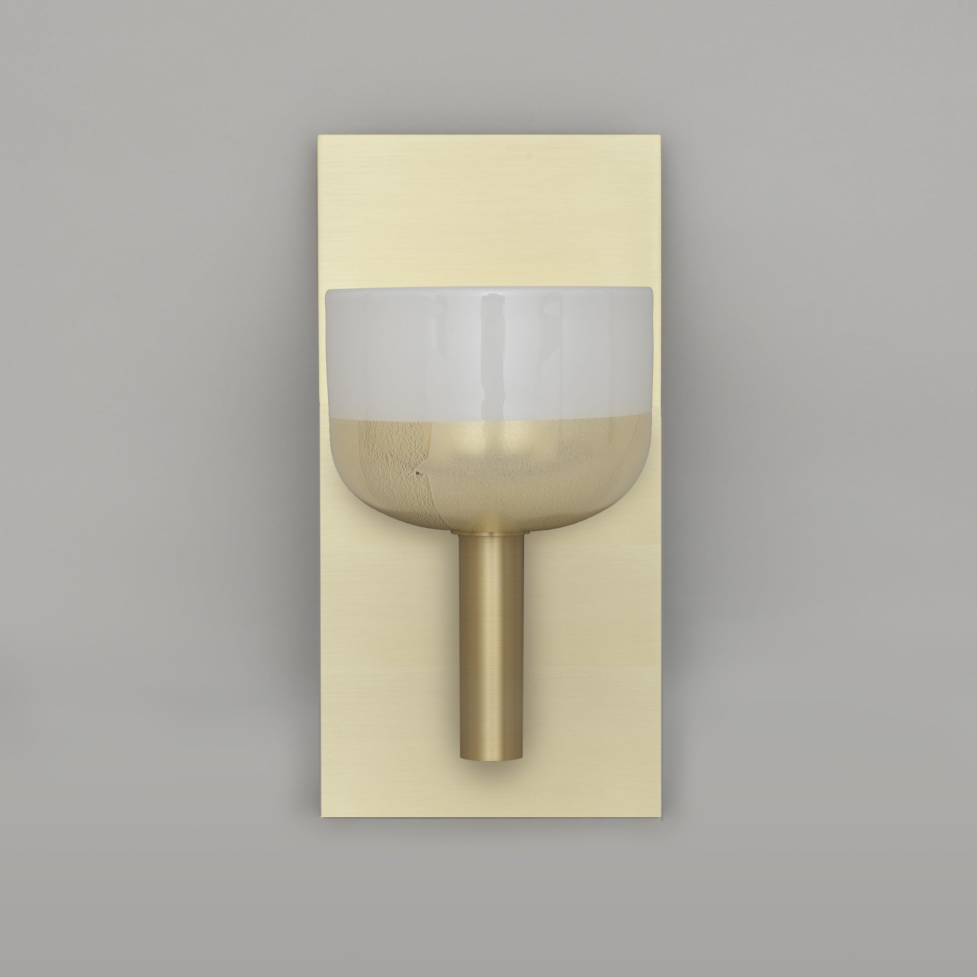 Chiaro e Scuro Sconce in Brushed Brass, Large