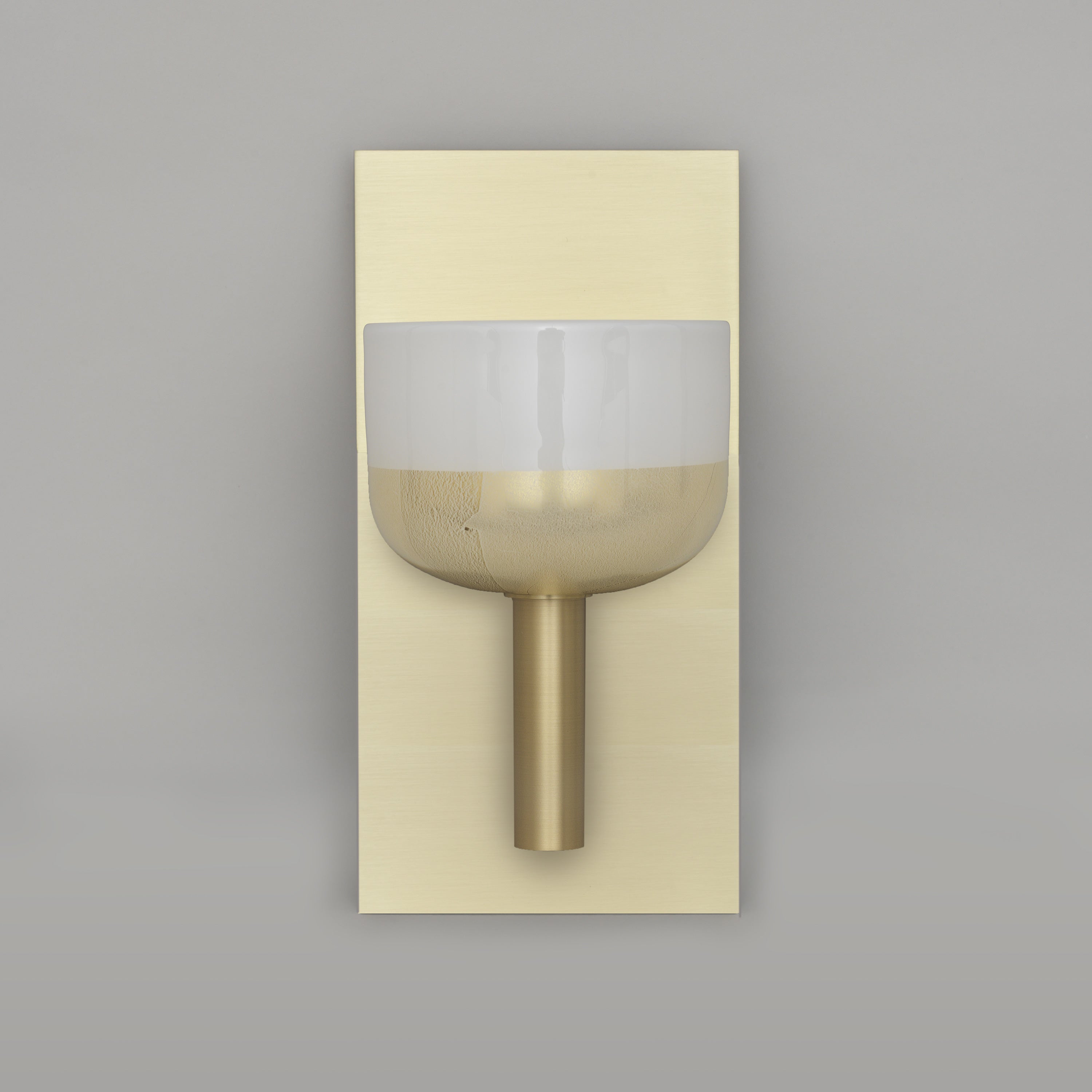 Chiaro e Scuro Sconce in Brushed Brass, Large